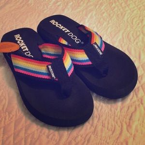 New Rocketdog rainbow flip flops size 8